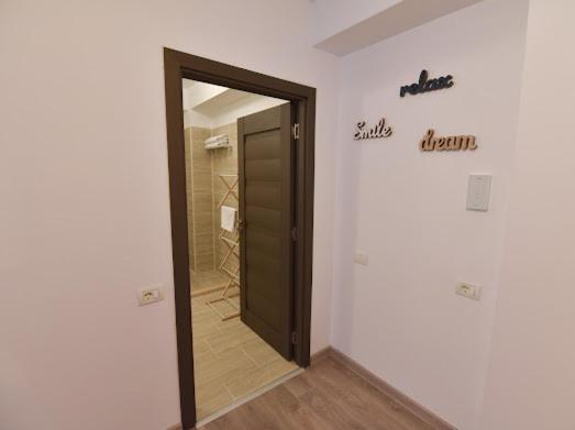 Appartamento Radu Studio Mamaia Nord Năvodari Esterno foto